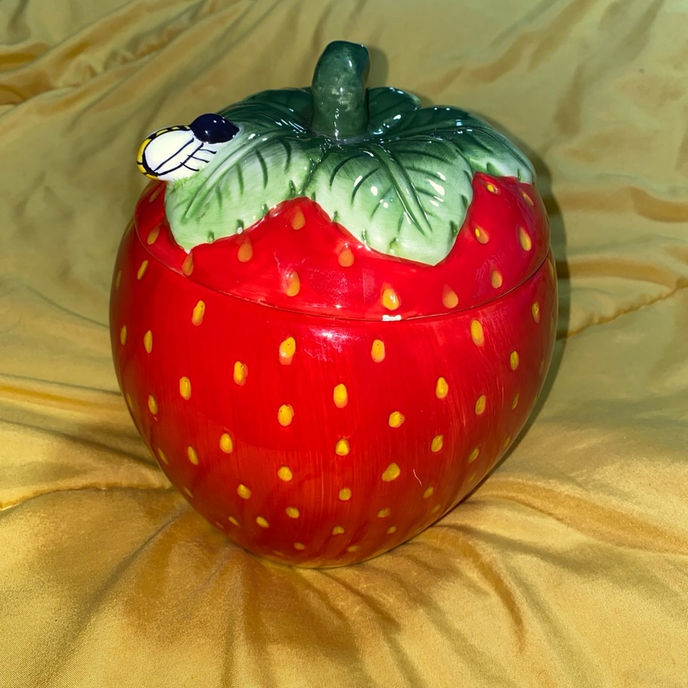 Home Essentials and Beyond strawberry cookie jar. Great deal on lid